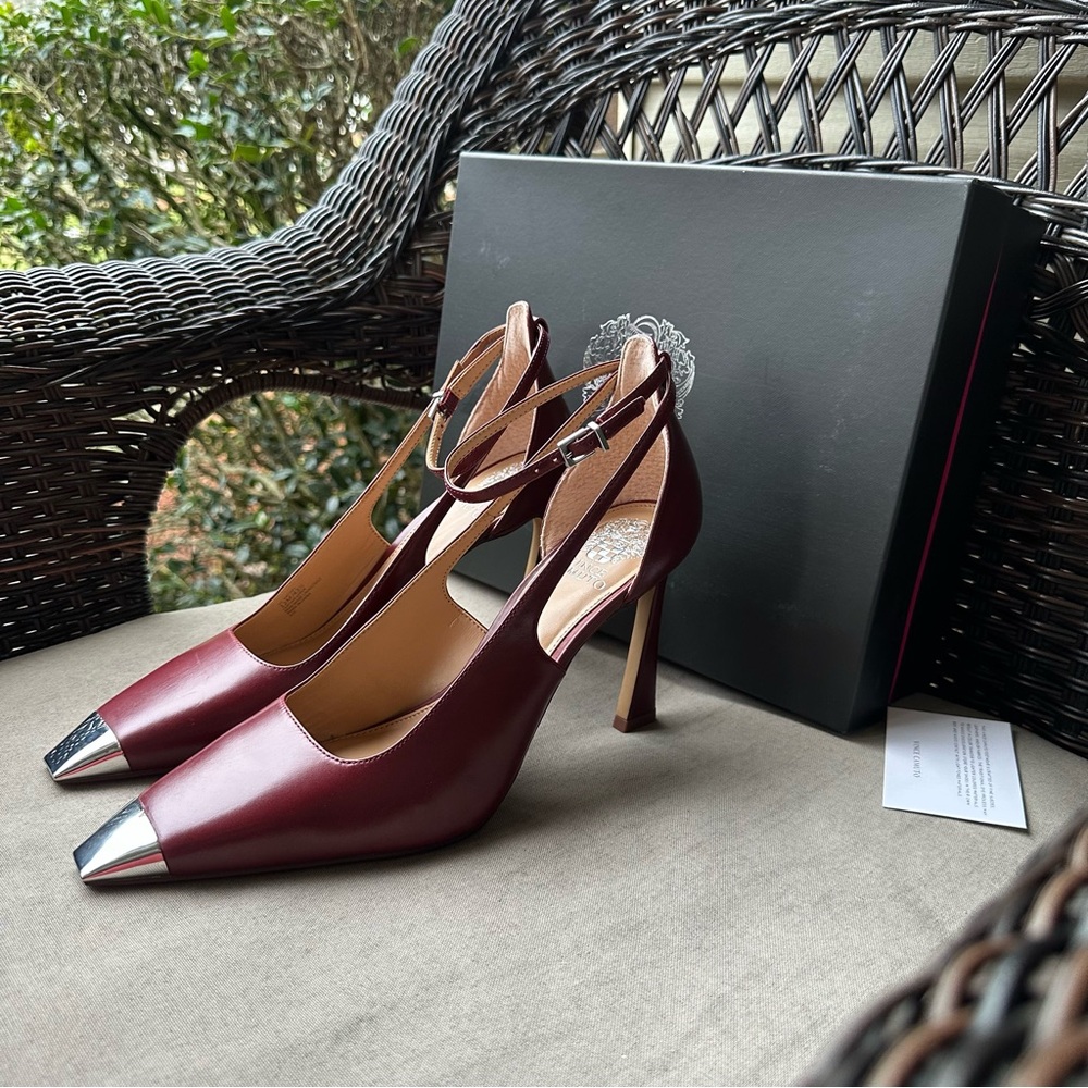 Vince Camuto Sachel Cap Toe Pump 12 - Picture 6 of 16